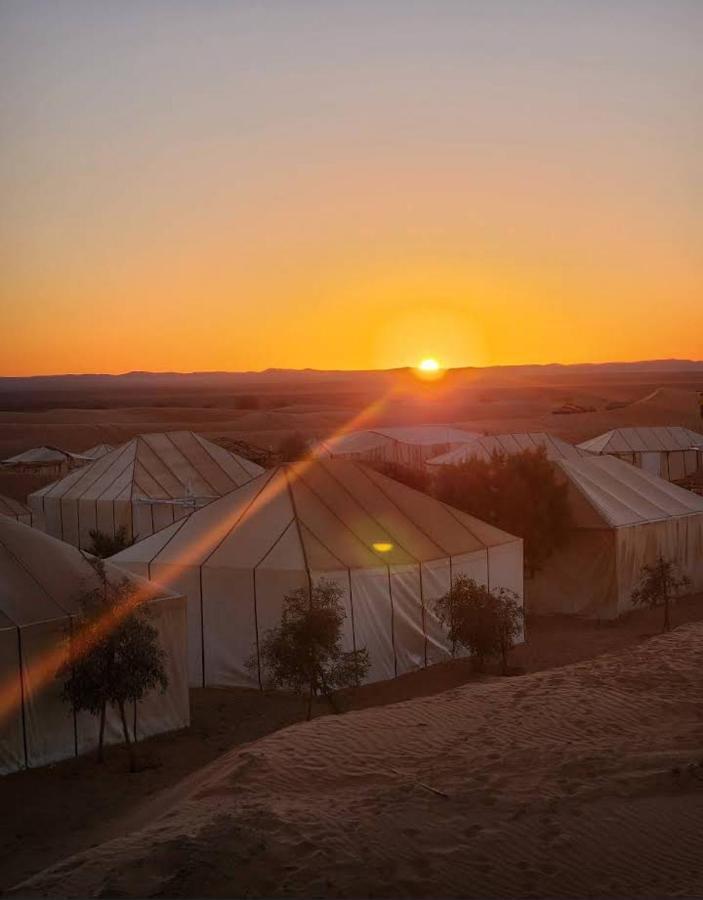 מרזאוגה Luxury Desert Camp מראה חיצוני תמונה